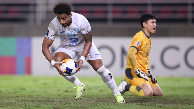 Nam Định góp mặt ở vòng 1/8 AFC Champions League Two