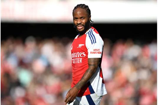 Raheem Sterling dang khong duoc trong dung o Arsenal.