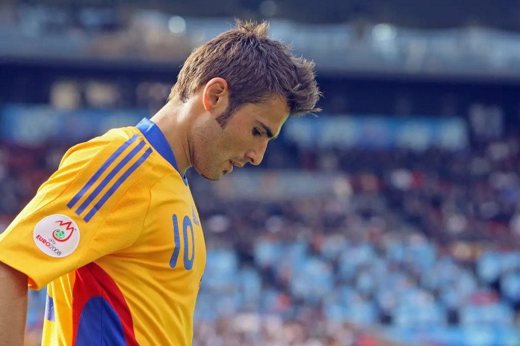Adrian Mutu và niềm đam mê tái sinh từ cõi chết 1
