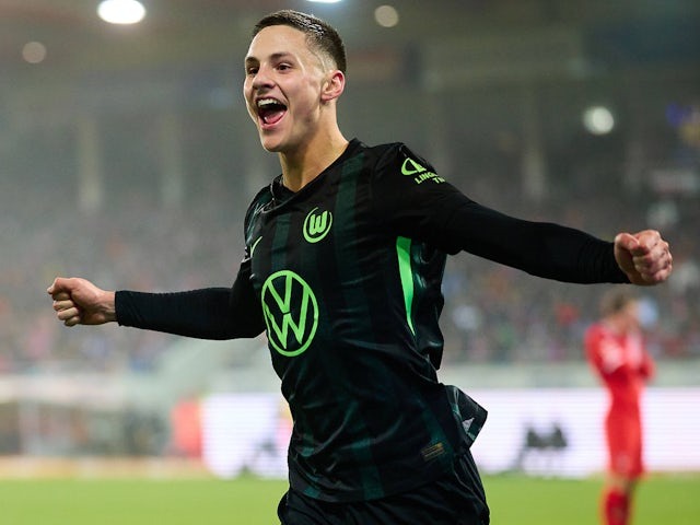 Nhận định, soi tỷ lệ Freiburg vs Wolfsburg 02h30 ngày 14/12, Bundesliga vòng 14 - Ảnh 1.