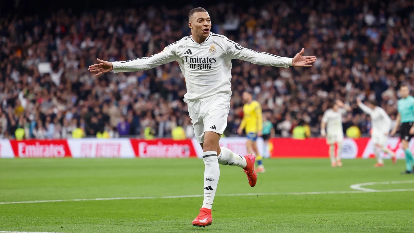 Niềm cảm hứng Mbappe đưa Real lên đỉnh La Liga 1