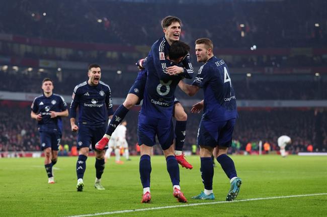 Ruben Amorim ngợi khen tiến bộ của MU ở trận thắng Arsenal 1