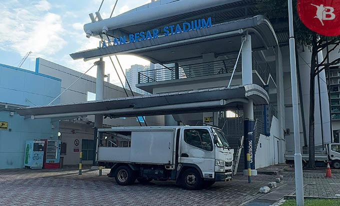 Jalan Besar trở thành sân thi đấu của Singapore khi tiếp Việt Nam tại lượt đi bán kết AFF Cup 2024