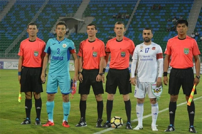 Akobirxuja Shukurullaev là trọng tài trẻ triển vọng của AFC